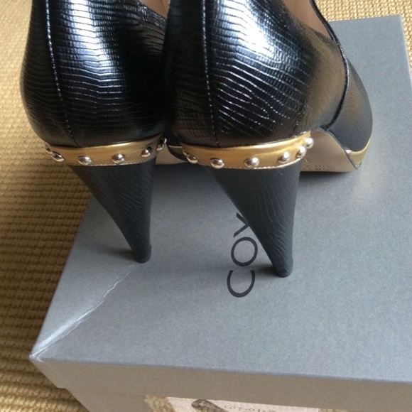 Coye Nokes Black Ankle Booties Size 7 - Picture 2 of 3